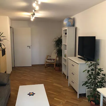 Exklusive, Gepflegte 2-zimmer-wohnung Mit Balkon Und Kuche/bad In لودفيغسبرغ