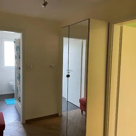Exklusive, Gepflegte 2-zimmer-wohnung Mit Balkon Und Kuche/bad In لودفيغسبرغ